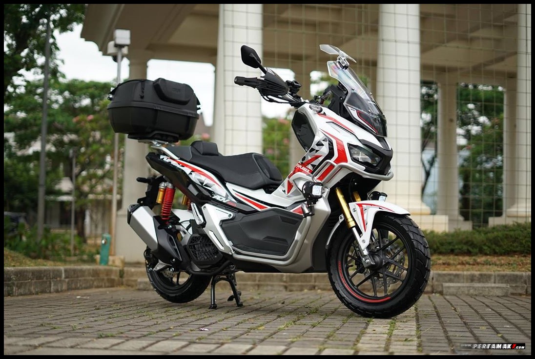 Honda Adv 150 Touring Custom Superbike Thailand