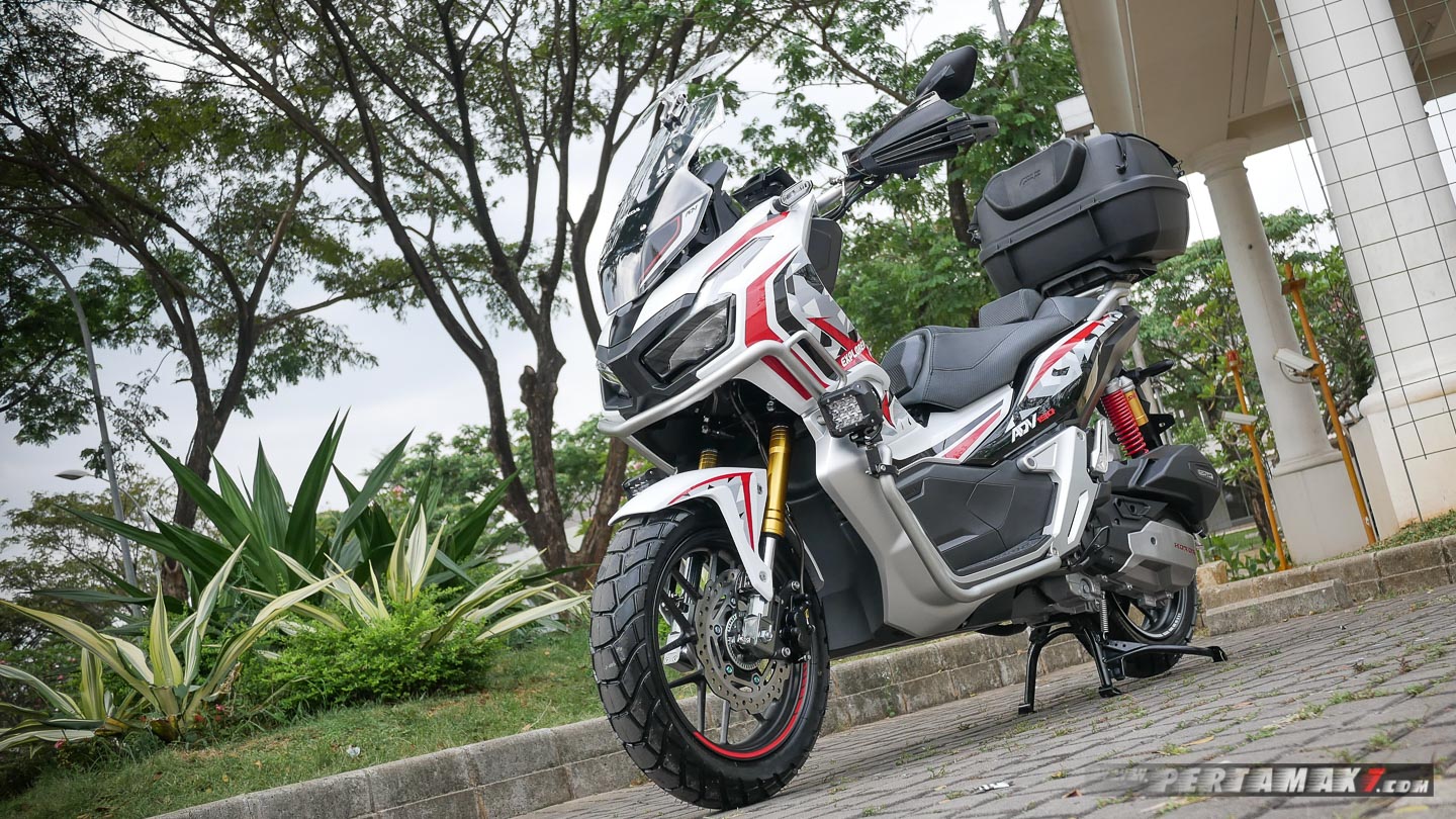 Kiri Honda Adv 150 Custom Touring Superbike Thailand