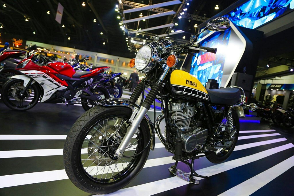 Yamaha SR400