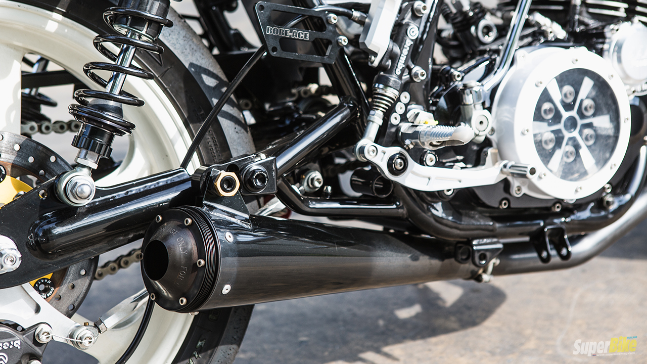 Your SuperBike ( View ) – Yamaha SR400 - Superbikemag.com