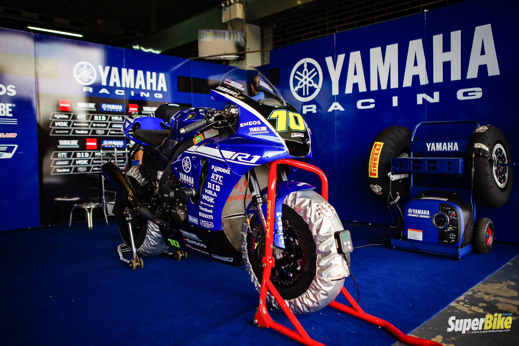 yamaha superbike 1000cc