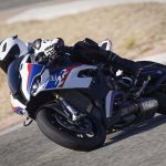 2019-BMW-S1000RR-15