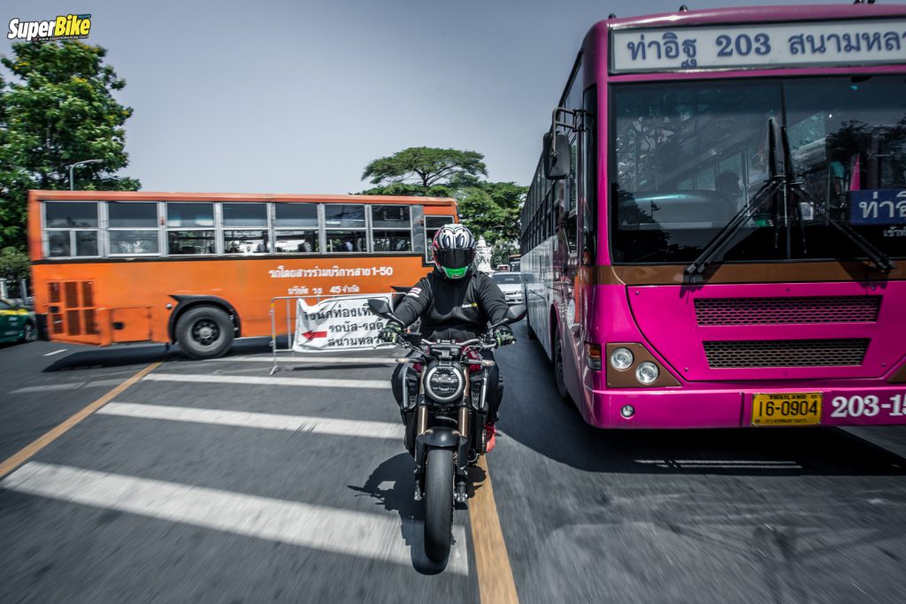 Honda CB650R (2019)