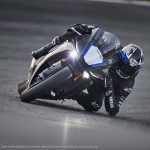 2020-Yamaha-YZF-R1M-16