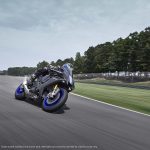 2020-Yamaha-YZF-R1M-32