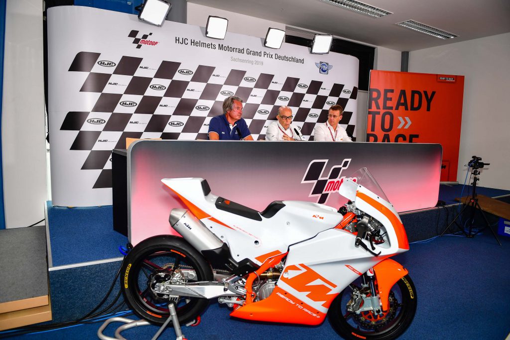KTM RC4R เตรียมลงแข่งในยุโรป » SuperBike x SuperDrive ข่าวรถยนต์ รีวิว ...