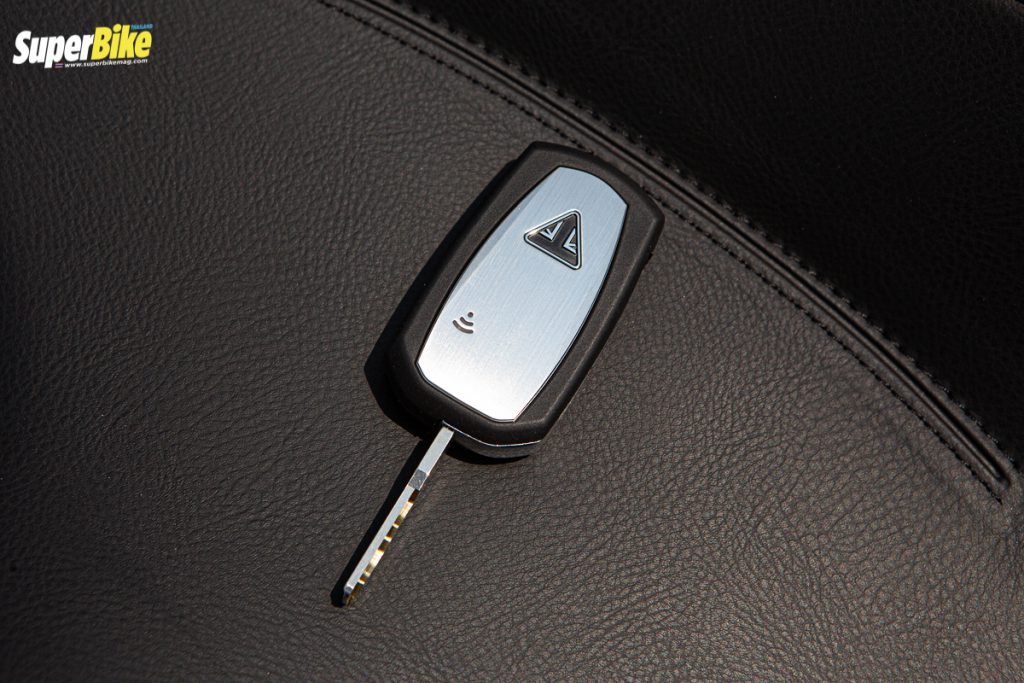 Triumph Rocket 3 R 2020 (51)