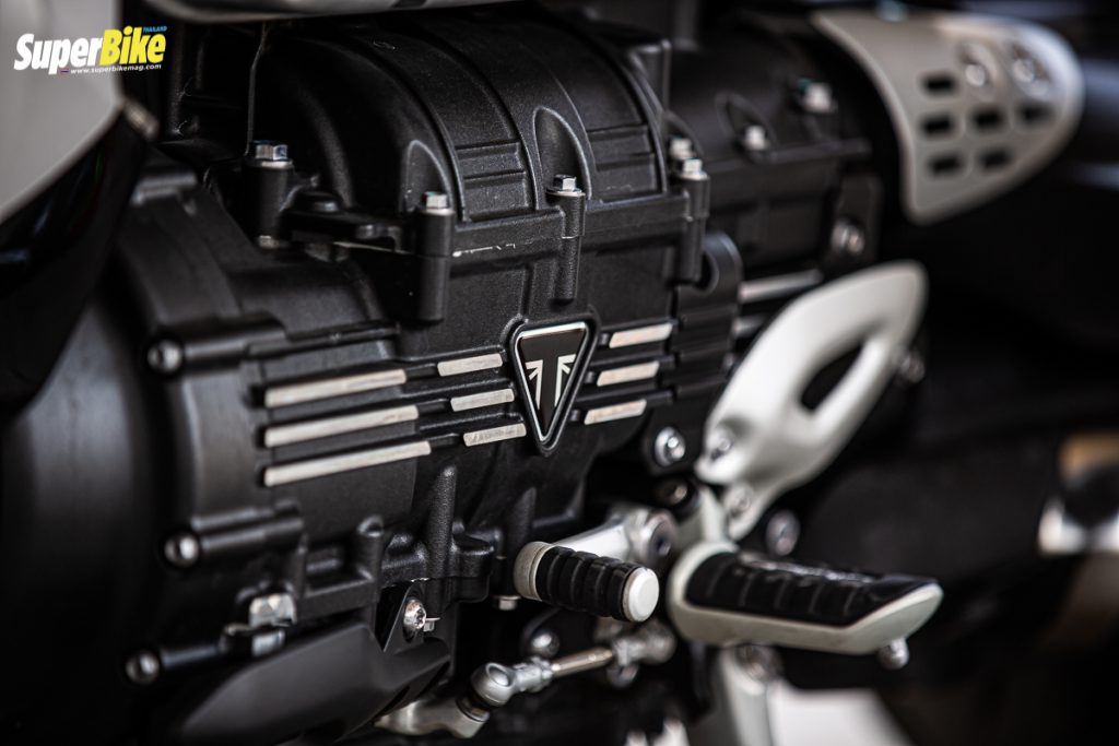 Triumph Rocket 3 R 2020 (88)