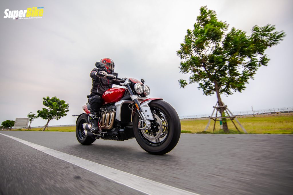 Triumph Rocket 3 R 2020 (99)