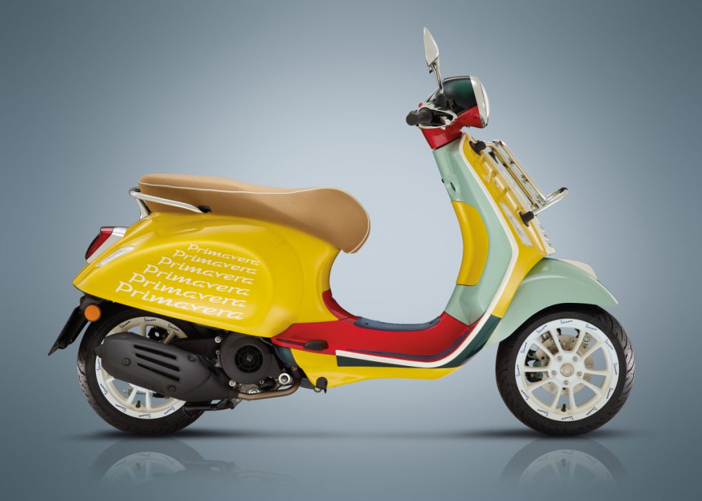 Vespa Primavera Sean Wotherspoon