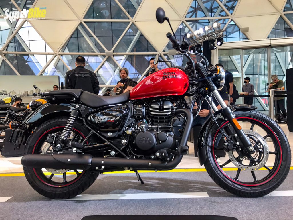 Royal Enfield Meteor 350 Fireball