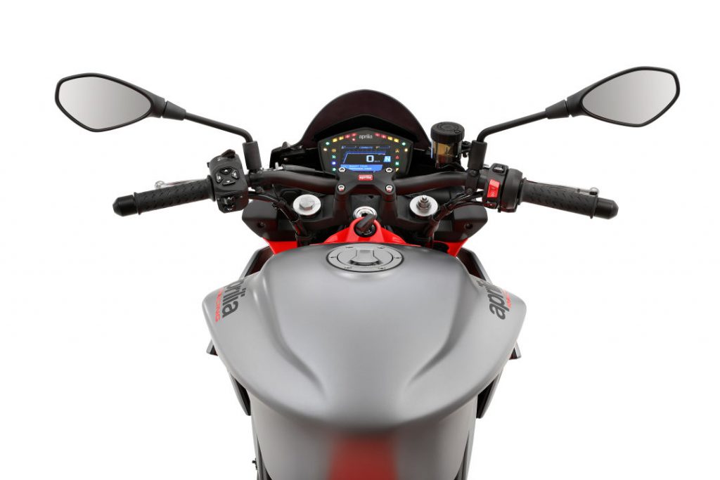 Aprilia Tuono 660