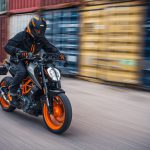 KTM 390 DUKE – Action-2