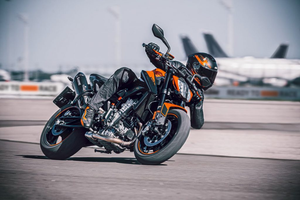 KTM 890 DUKE 2021