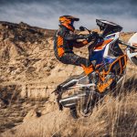 KTM 1290 SUPER ADVENTURE R_action-3