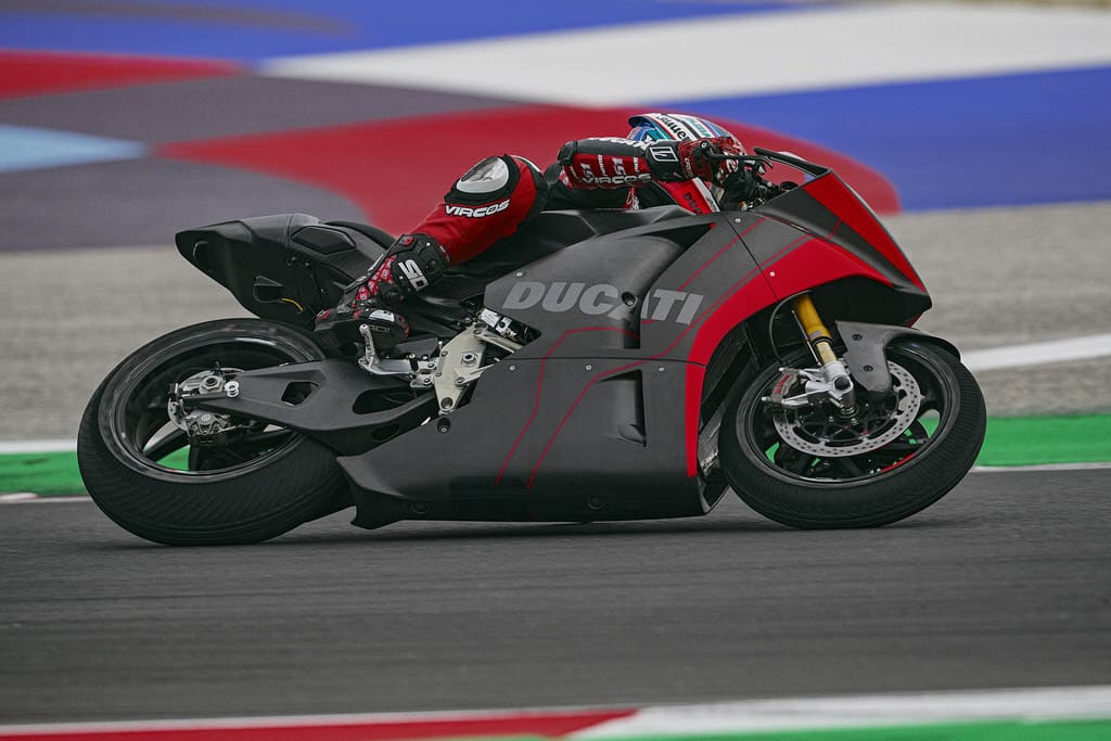 Ducati พร้อมแล้ว