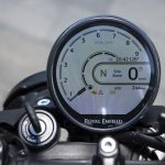Royal Enfield Guerrilla 450_Tripper Dash Close Up