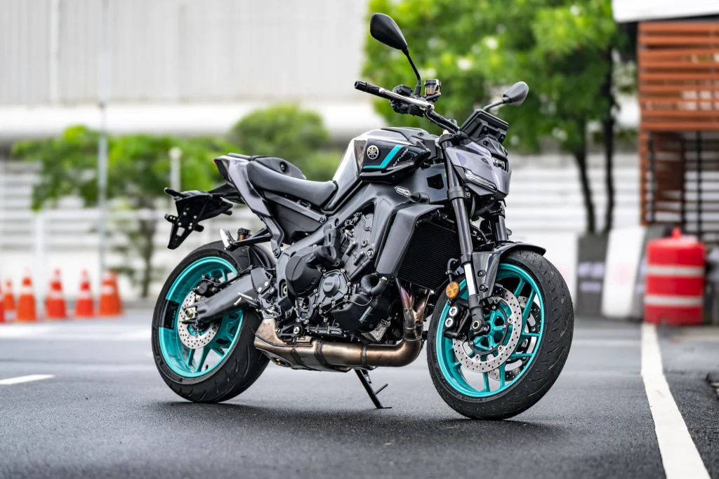 2025 Yamaha MT-09 Y-AMT