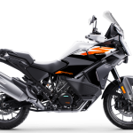 PHO_BIKE_90_RE_MY25-KTM-1390-Super-Adventure-S-EVO-black-90-right_#SALL_#AEPI_#V1