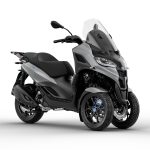 Piaggio_MP3-310-Sport_Grigio-Mercurio_3-4-ant-dx