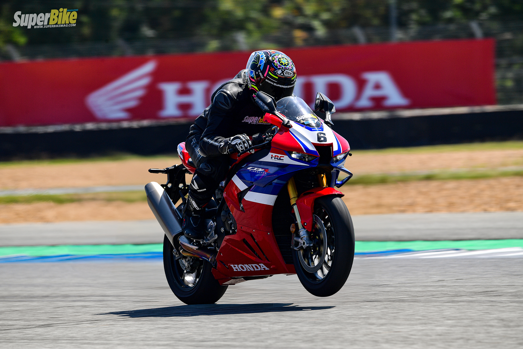 2025 HONDA CBR1000RR-R FIREBLADE SP