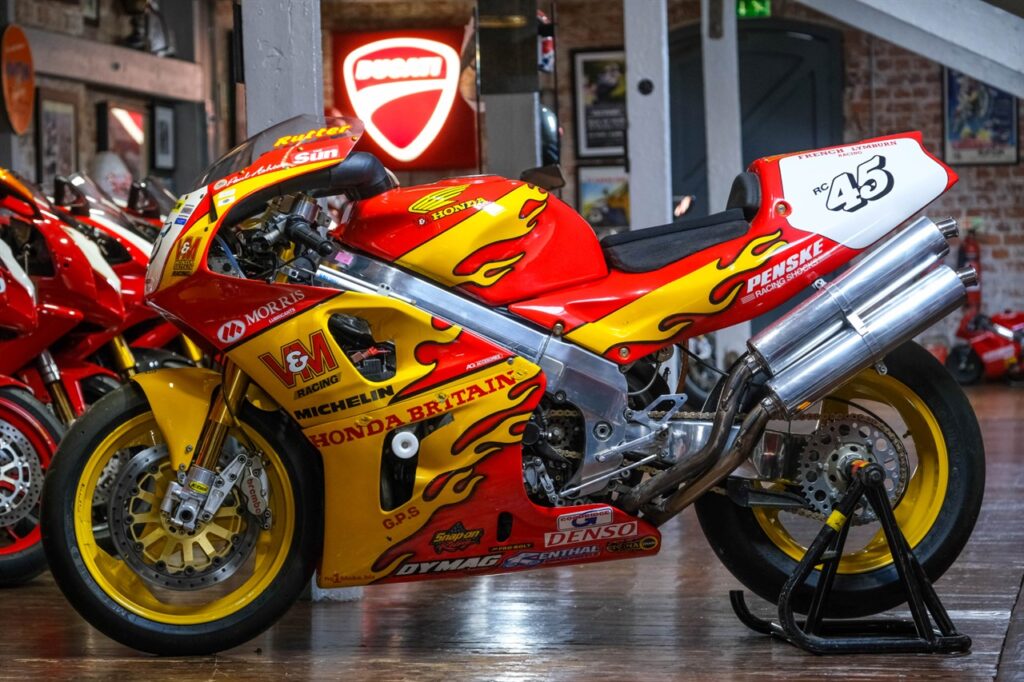 Honda RVF750 V&M RC45