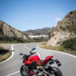 MY25_Ducati_Streetfighter_V2_S_004_UC769968_Preview