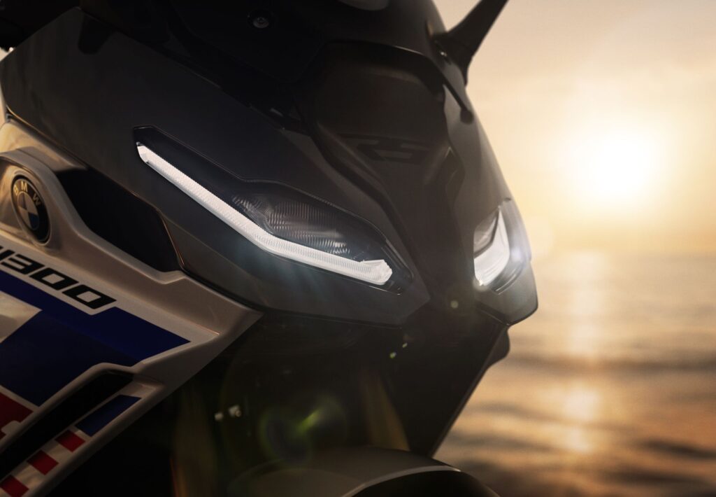 2026 BMW R1300 RS