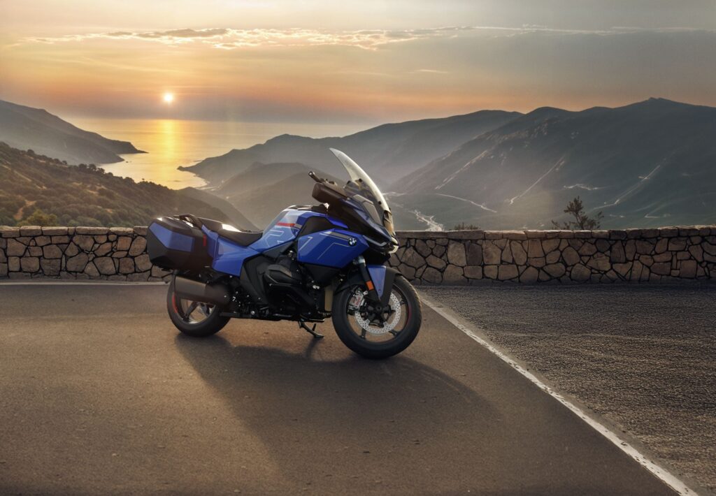 2026 BMW R1300 RT