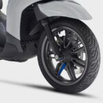 Piaggio_Beverly-310-S_Wall-img_1920x1440_Ruota-ant_1_11zon