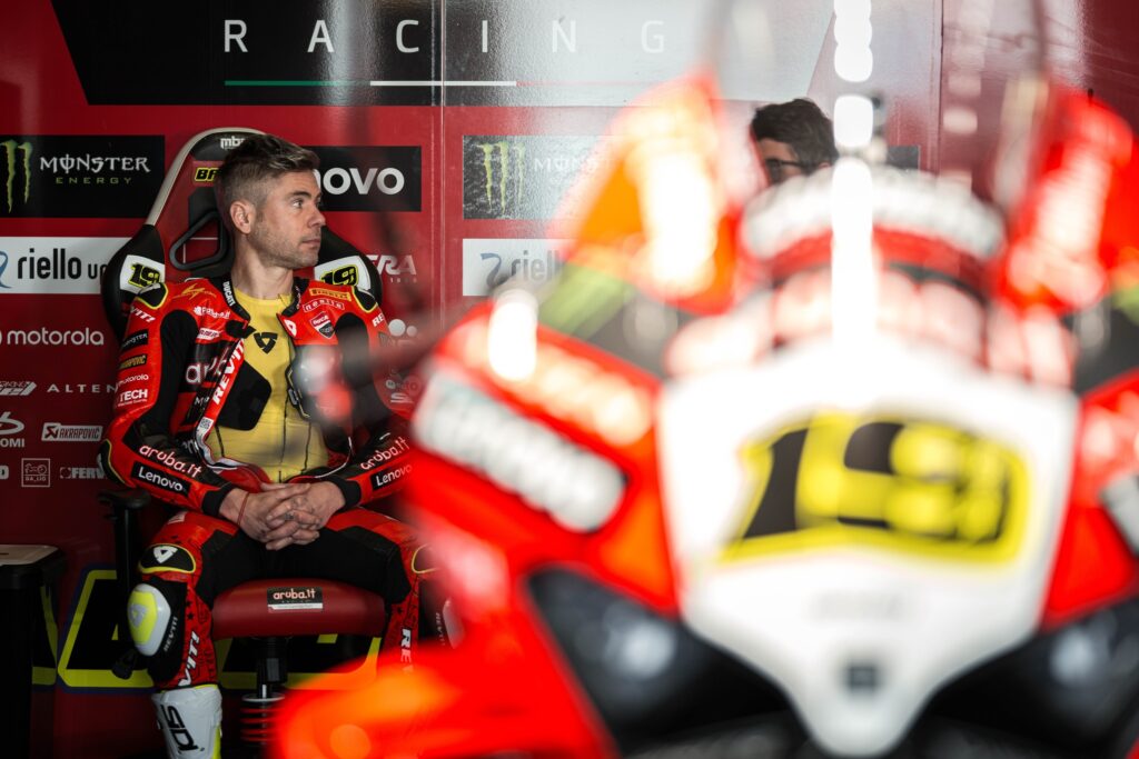 Ducati ดับไฟ Bautista