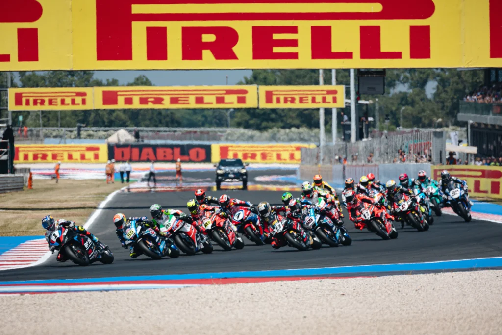 Toprak ถล่ม Misano