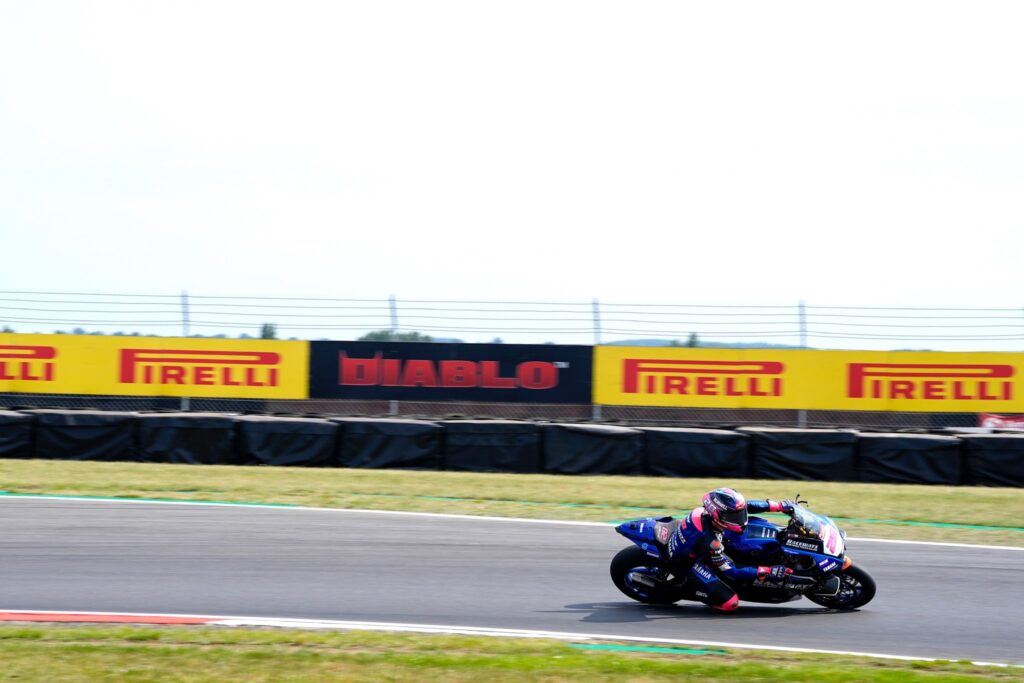 Pirelli ต่ออายุ BSB