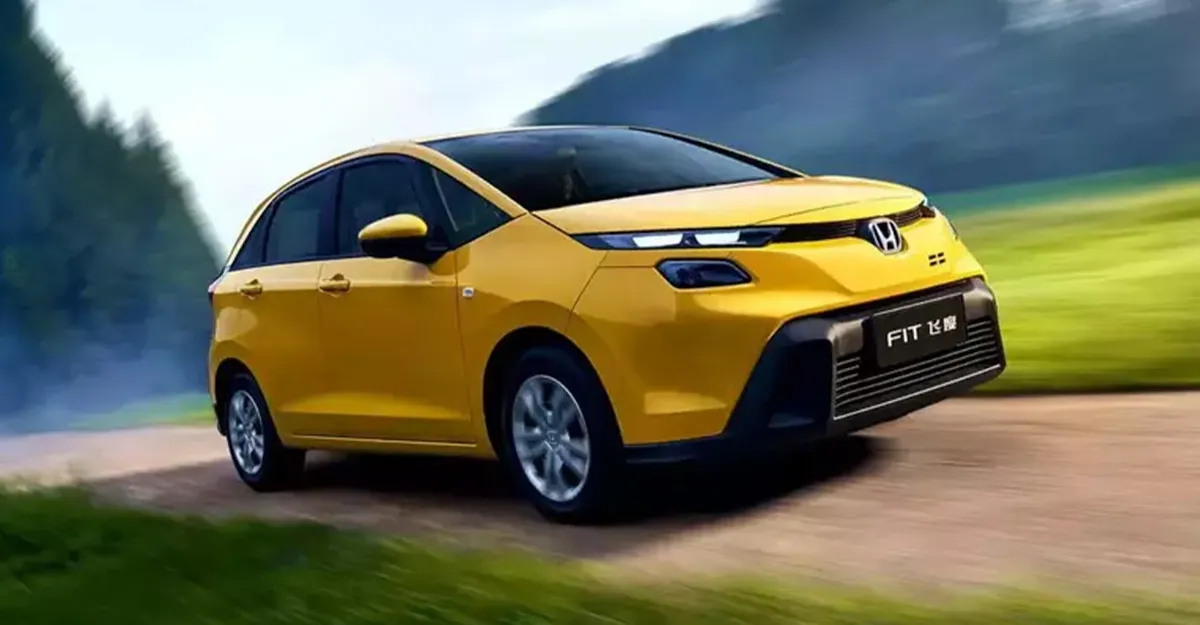 New Honda Jazz 2026 ราคา 3.2 แสน พร้อมประกันตลอดชีพ ที่จีน