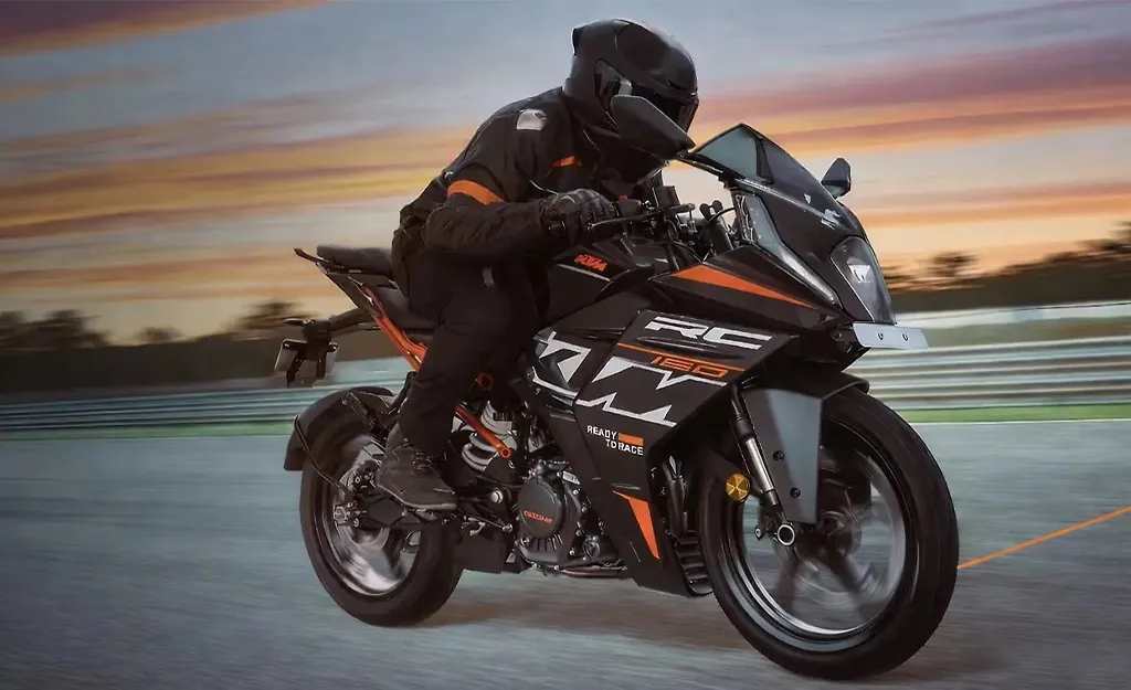 2026 KTM RC 160
