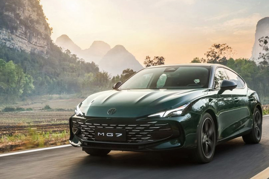 รถซีดานไฟฟ้า MG