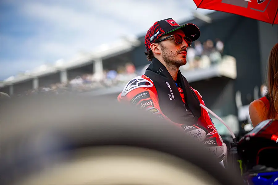 สัญญานักบิด Ducati 2027