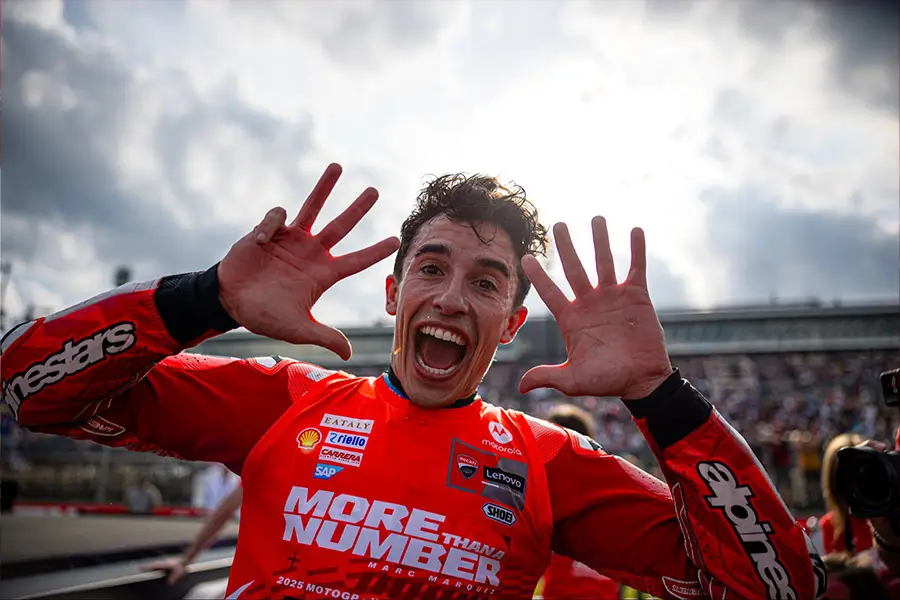 สัญญานักบิด Ducati 2027