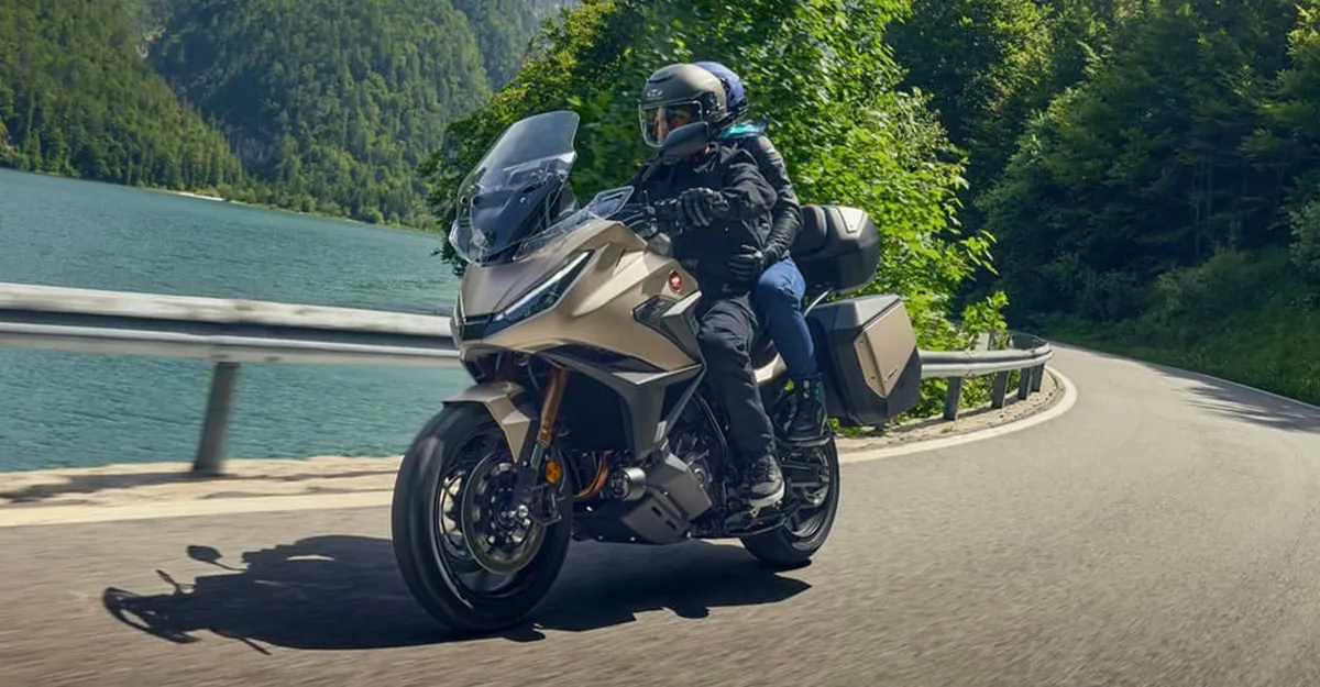 โซฟาเคลื่อนที่ ราคา 5.3 แสน New NT1100 2026