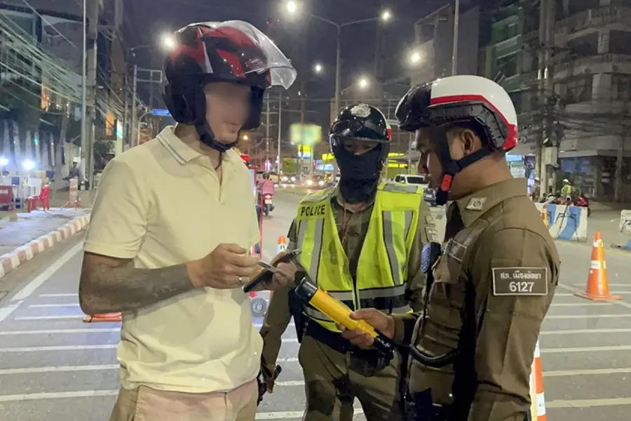 ผิดกฎจราจรตักเตือนก่อนปรับ