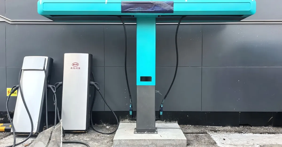 BYD เริ่มติดตั้งตู้ชาร์จ 1360kW ที่จีน ชาร์จ 5 นาที วิ่งไกล 400 โลฯ Megawatt Flash Charging