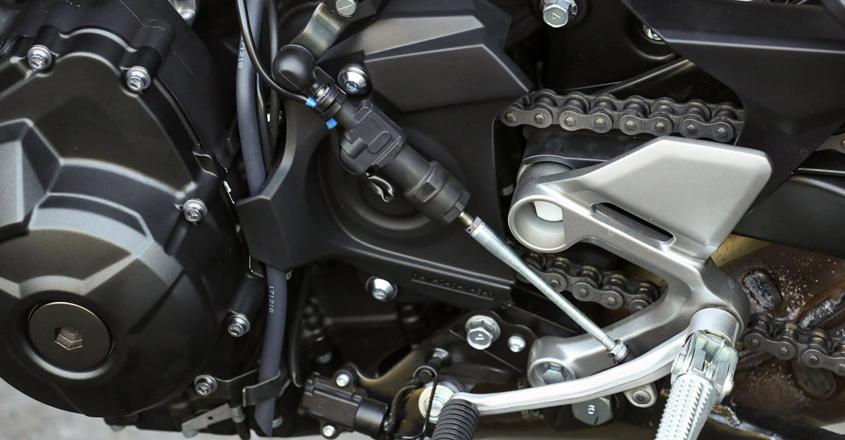 Quickshifter 300 ซีซี คลาสนี้จำเป็นไหม!? เจาะความคุ้มค่าแบบจัดเต็ม