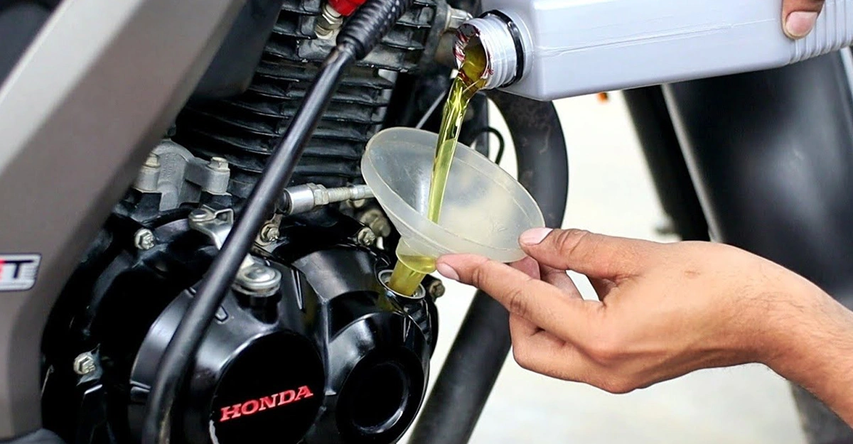 น้ำมันเครื่องไม่ถ่าย ผลเสีย มากแค่ไหน? ฆาตกรเงียบทำลายเครื่องยนต์