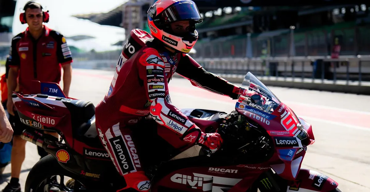 Marc Marquez riding style 2026