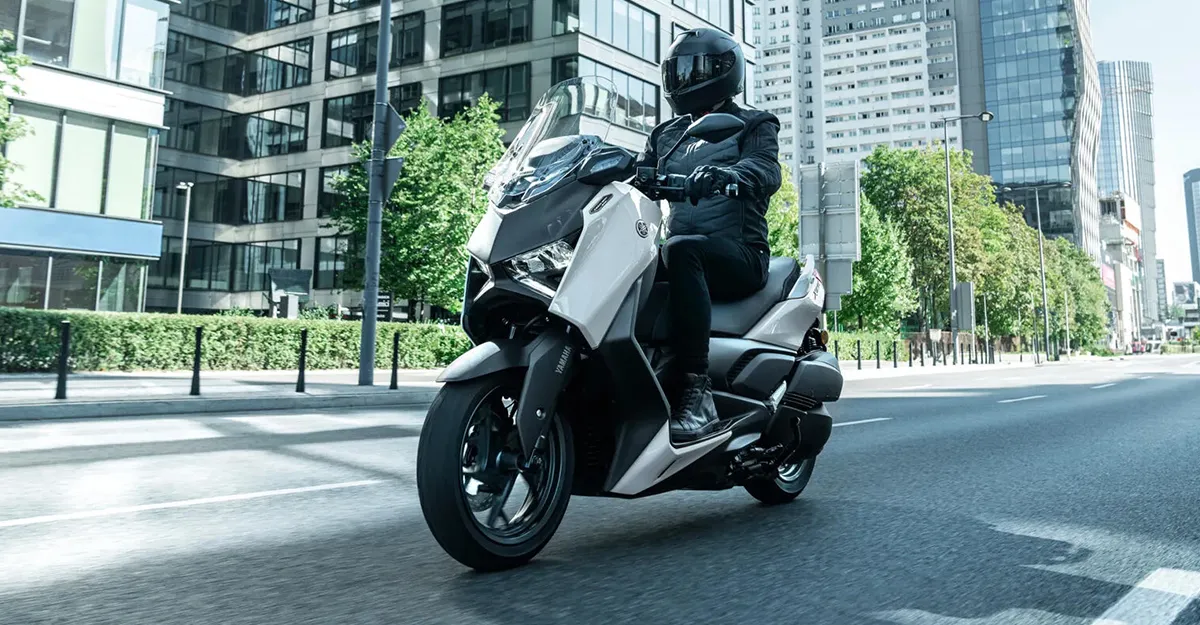 Yamaha XMAX Tech MAX