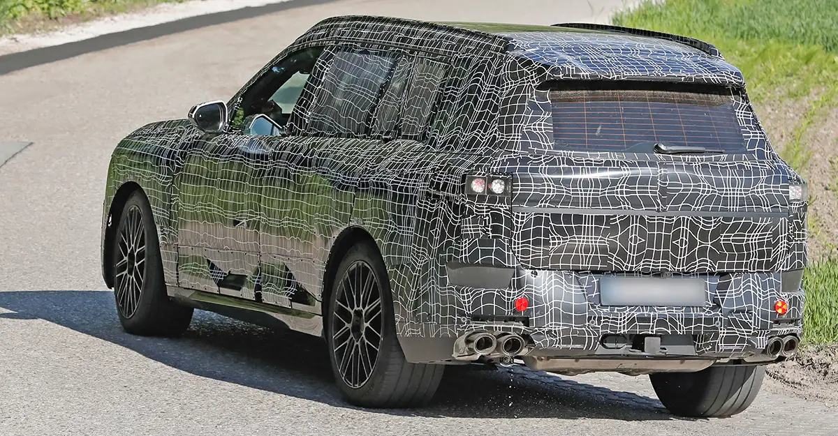 BMW-X7-2027 ภาพ Spy shot จาก Autonews.com