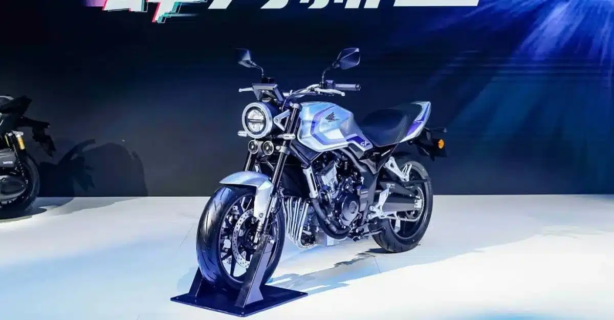 Honda CB500 Super Four 2026 เตรียมเปิดตัวญี่ปุ่น