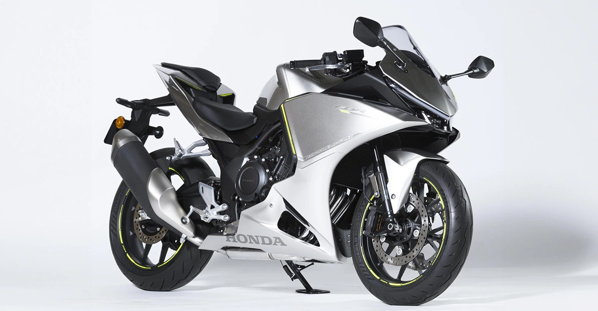 Honda CBR400R Four E-Clutch สเปก 4 สูบเรียงเปิดตัวญี่ปุ่น