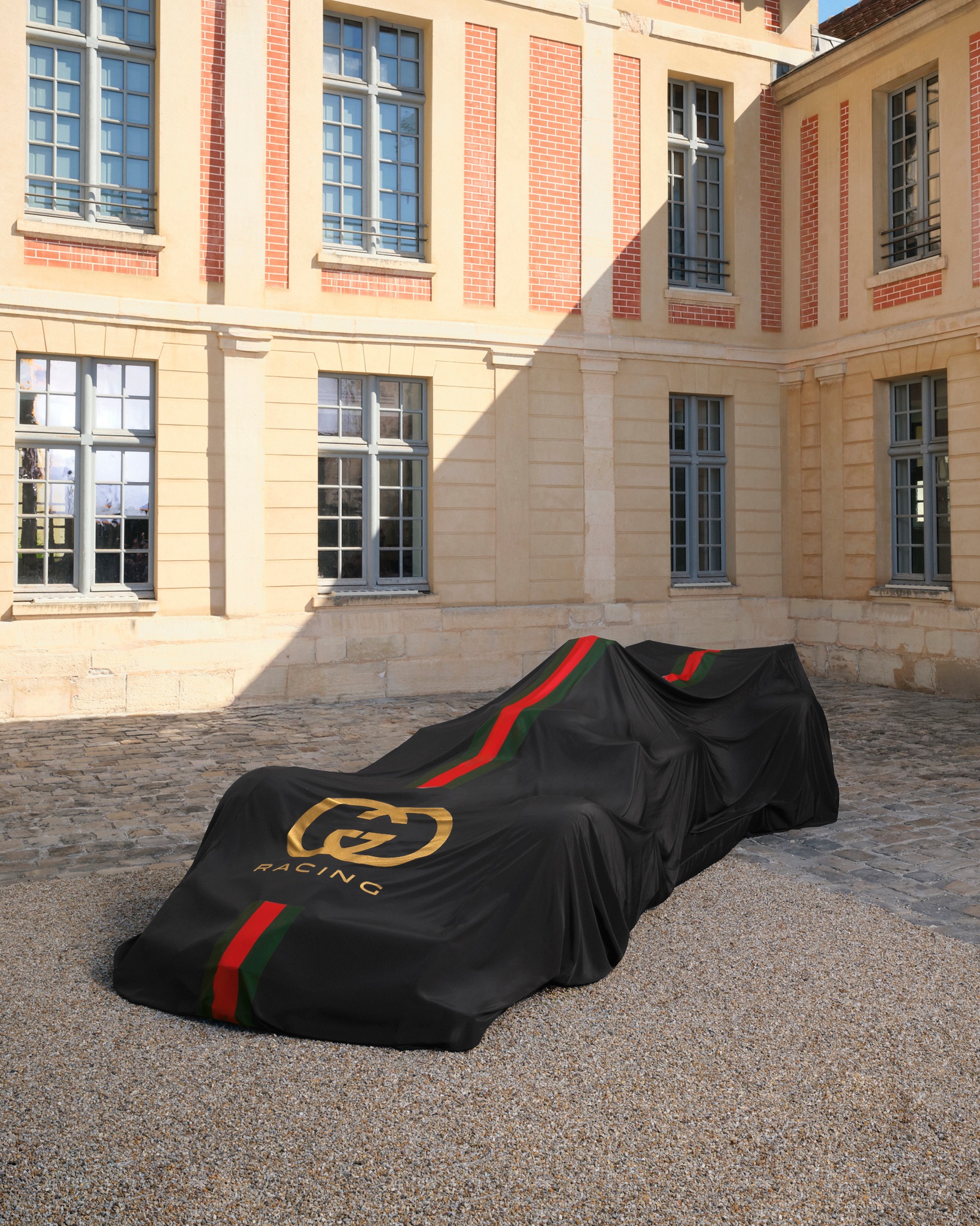 Gucci Alpine F1 (1)