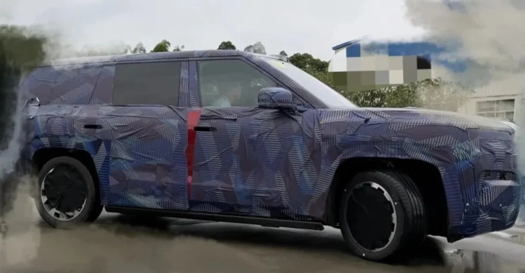 byd-fcb-tai-9-flagship-suv-spy-shot